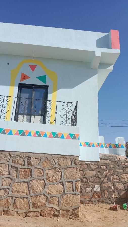 بيت شمس Aswan Bagian luar foto