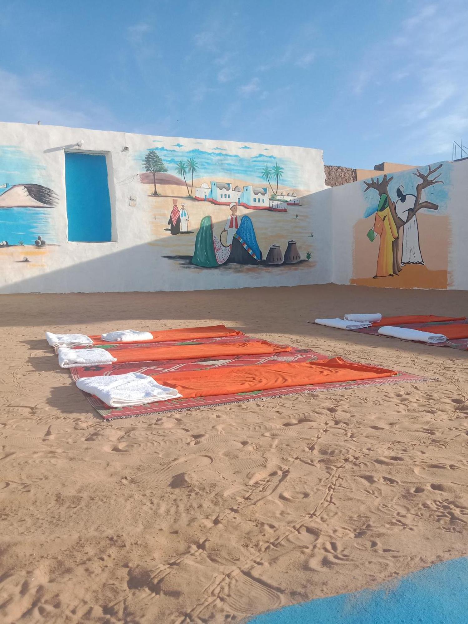 بيت شمس Aswan Bagian luar foto